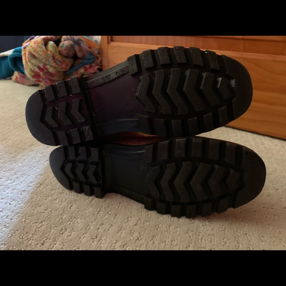 Burberry Rain Boots! Excellent condition! - Picture 5 of 9